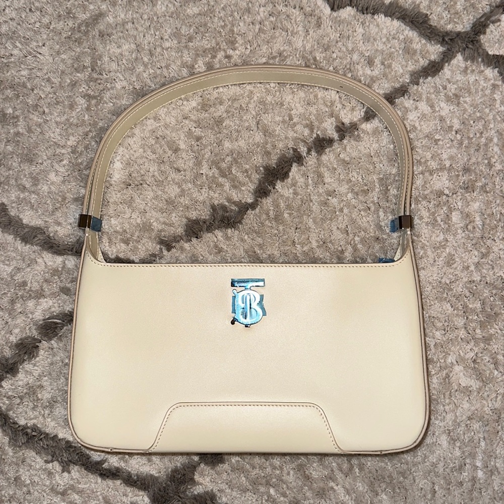Burberry Tb leather shoulder bag in Ivory
